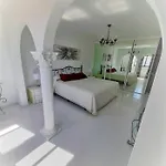 Гостевой дом Tango House Арона