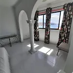 Tango House * Арона