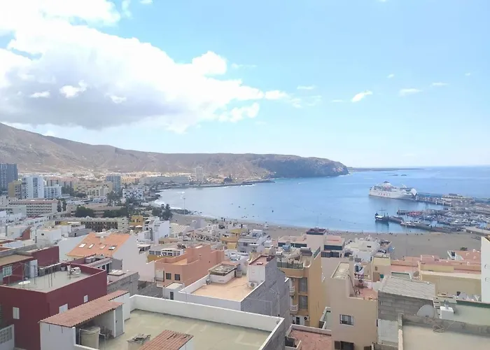 Tango House Penzion Arona (Tenerife)