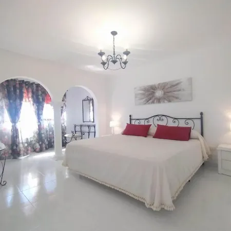 Pensionat Tango House *