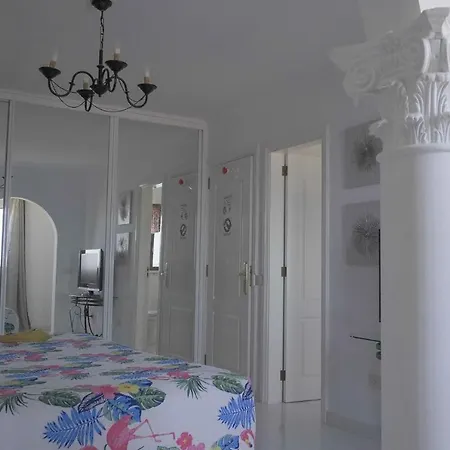 Pensionat Tango House *